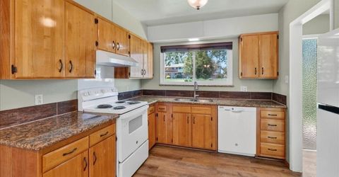 106 Smithridge Park, Reno, NV 89502 Photo