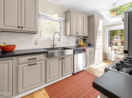 912 Nixon Avenue, Reno, NV 89509 Photo