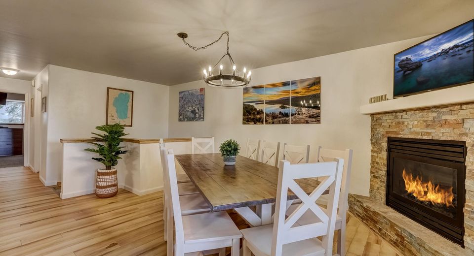 758 Milky Way Court, Unit B, Stateline, NV 89449 Photo