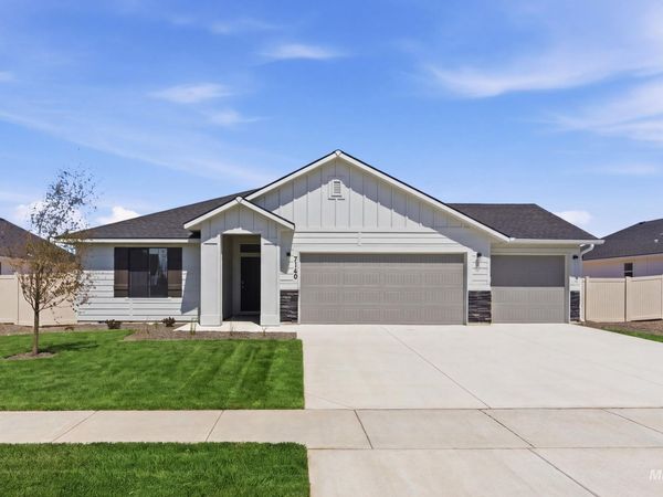 7140 E Marble Springs Dr, Nampa, ID 83687