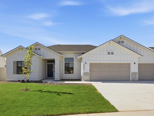7043 E Marble Springs Dr, Nampa, ID 83687