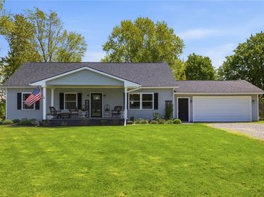 703 Leicester Rd, Caledonia, NY 14423