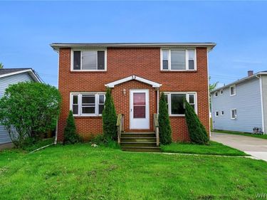 35 Crandon Boulevard, Buffalo, NY 14225