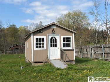 11663 Route 98, Freedom, NY 14065