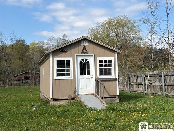 11663 Route 98 , Freedom, NY 14065