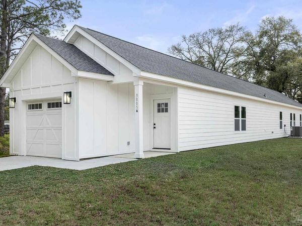 3805 N 10th Ave, Pensacola, FL 32503