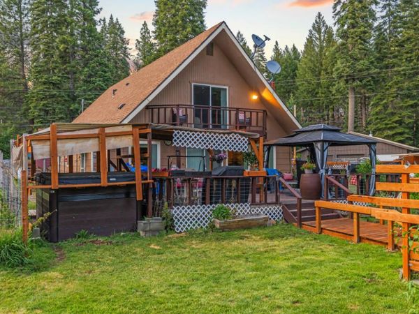 27233 Rocky Point Road, Klamath Falls, OR 97601
