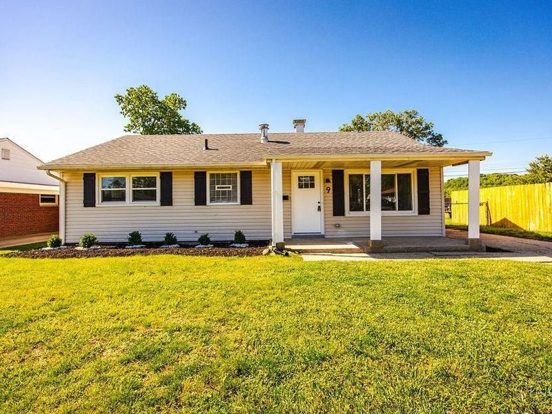 9 Cherokee Drive, Hamilton, OH 45013 Photo 2