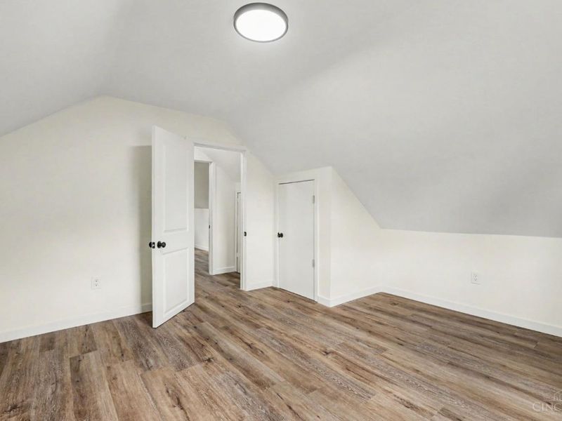 8465 Mockingbird Lane, Springfield Twp., OH 45231 Photo 13