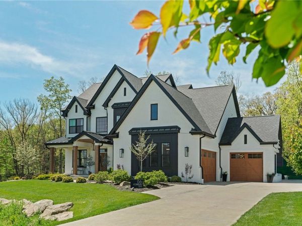 136 Morningside Dr, Cranberry Twp, PA 16066