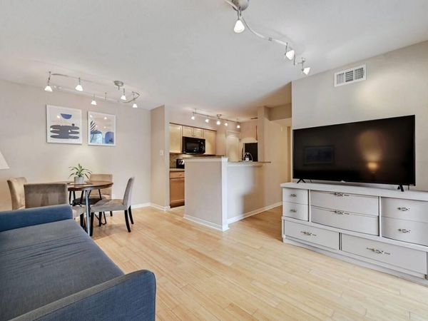 3204 Menchaca RD, Unit 416, Austin, TX 78704