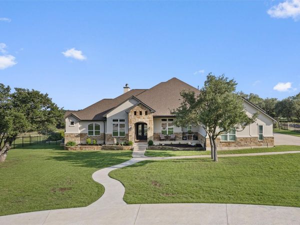 104 Highland Spring LN, Georgetown, TX 78633