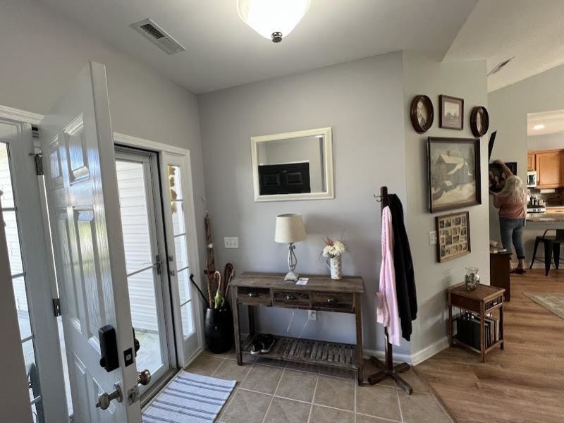 735 Wintercreeper Dr.  Photo 11