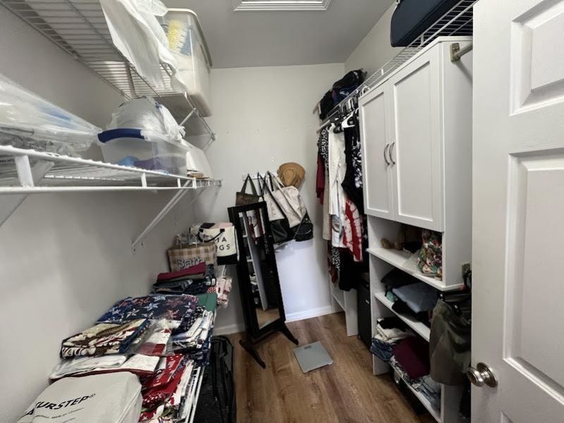 735 Wintercreeper Dr.  Photo 15