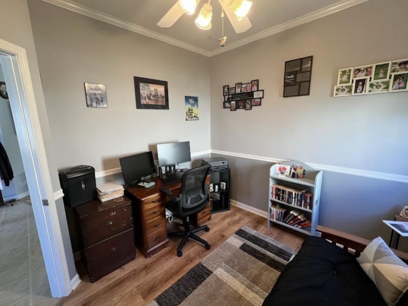 735 Wintercreeper Dr.  Photo 16