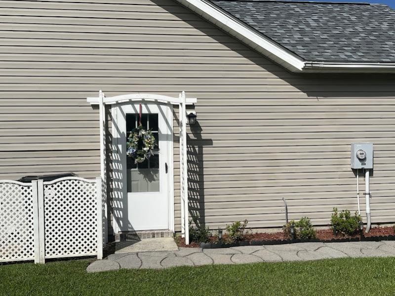 735 Wintercreeper Dr.  Photo 26