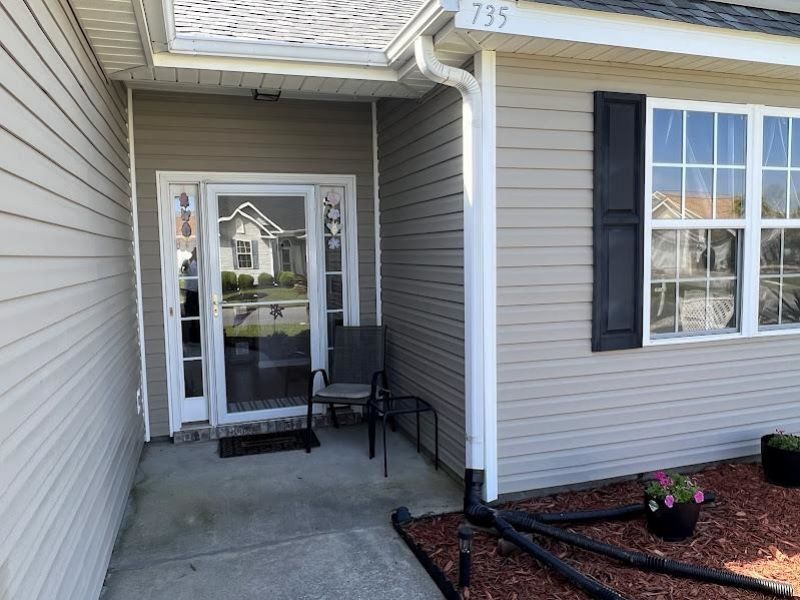 735 Wintercreeper Dr.  Photo 27