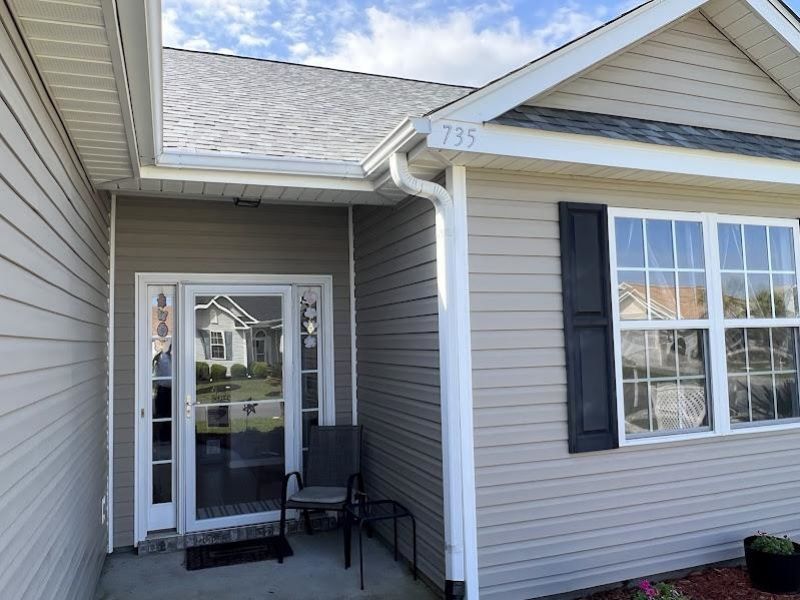 735 Wintercreeper Dr.  Photo 28