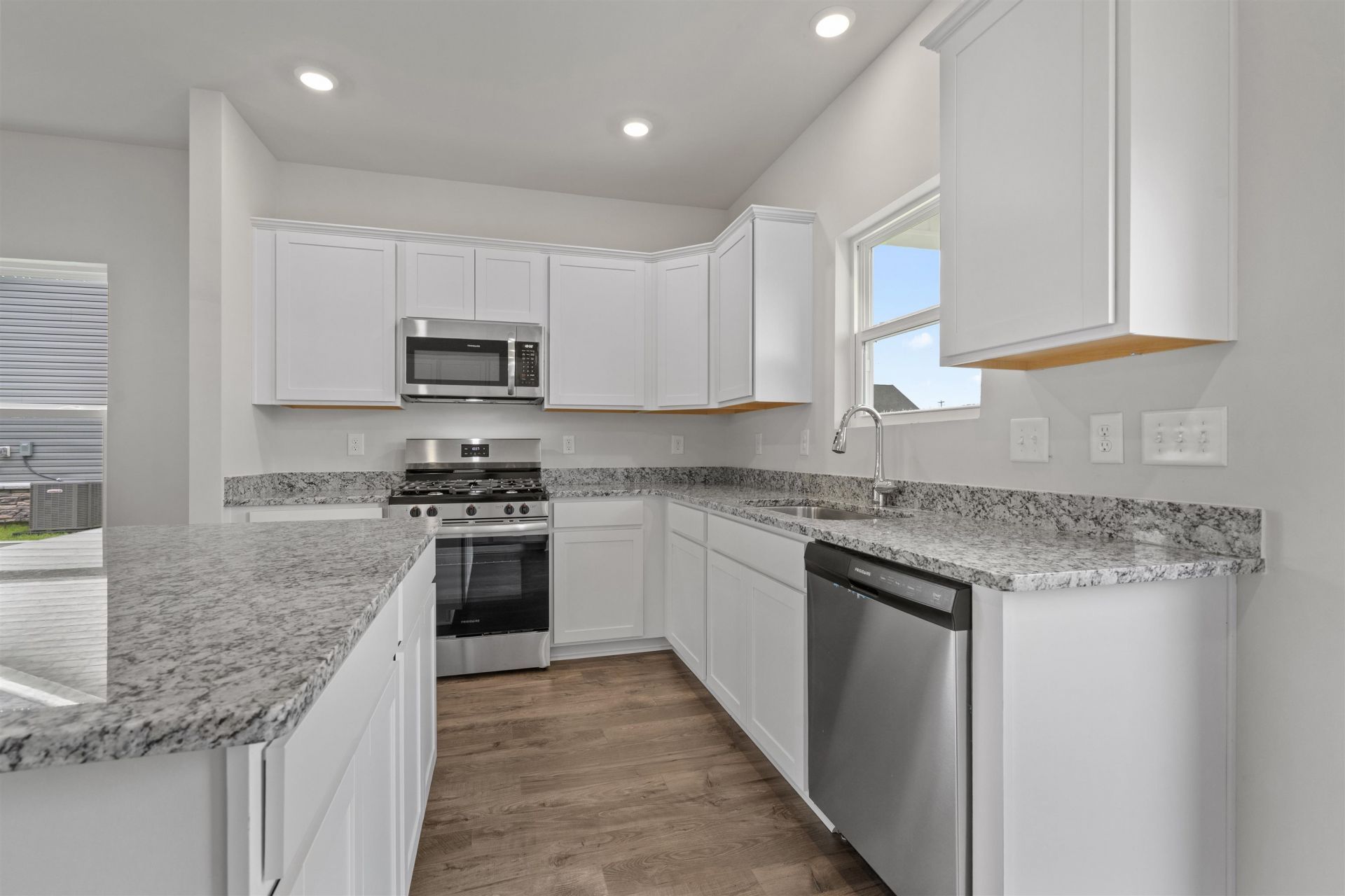 2923 Spain Ln.  Photo 13