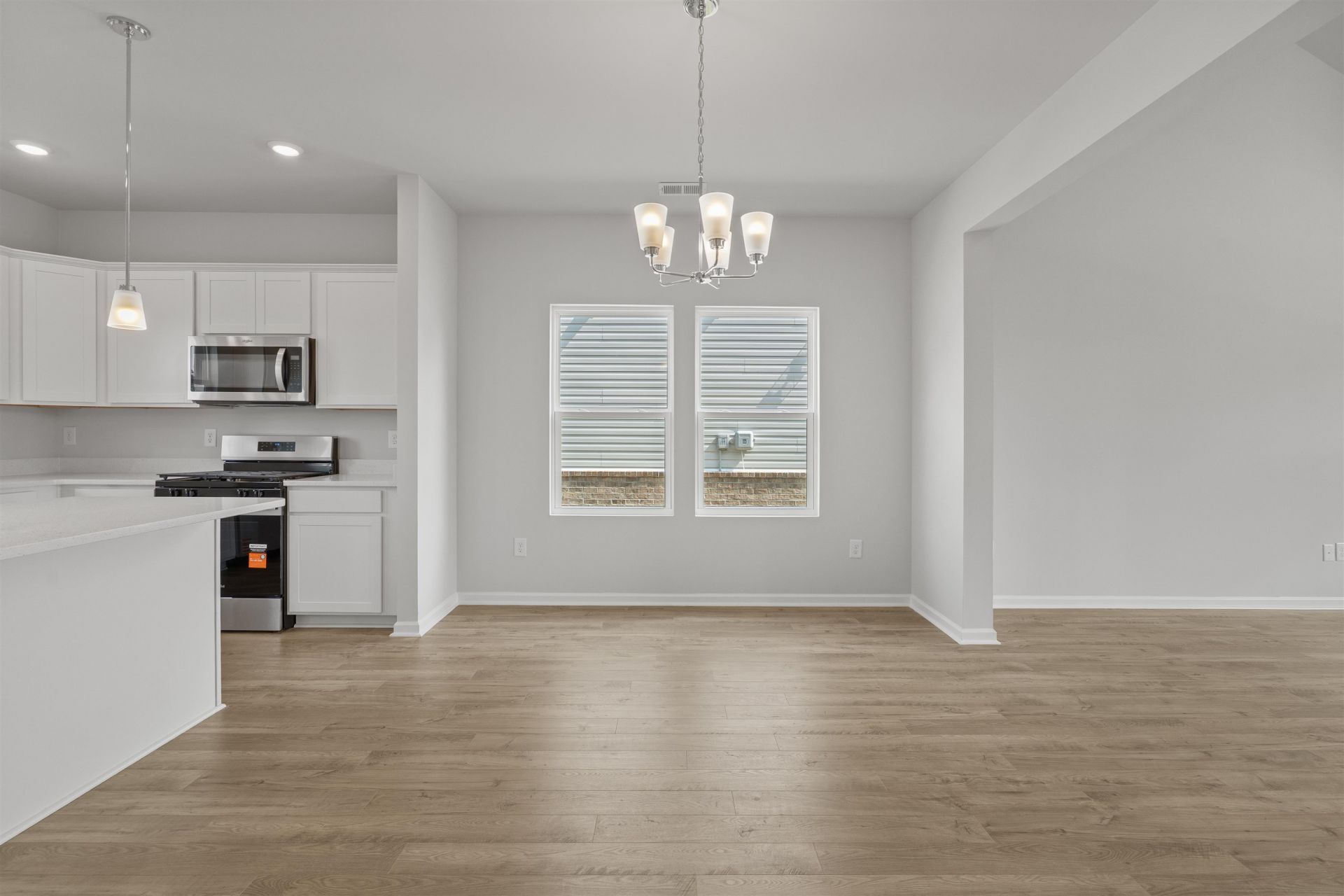 2923 Spain Ln. Photo 15