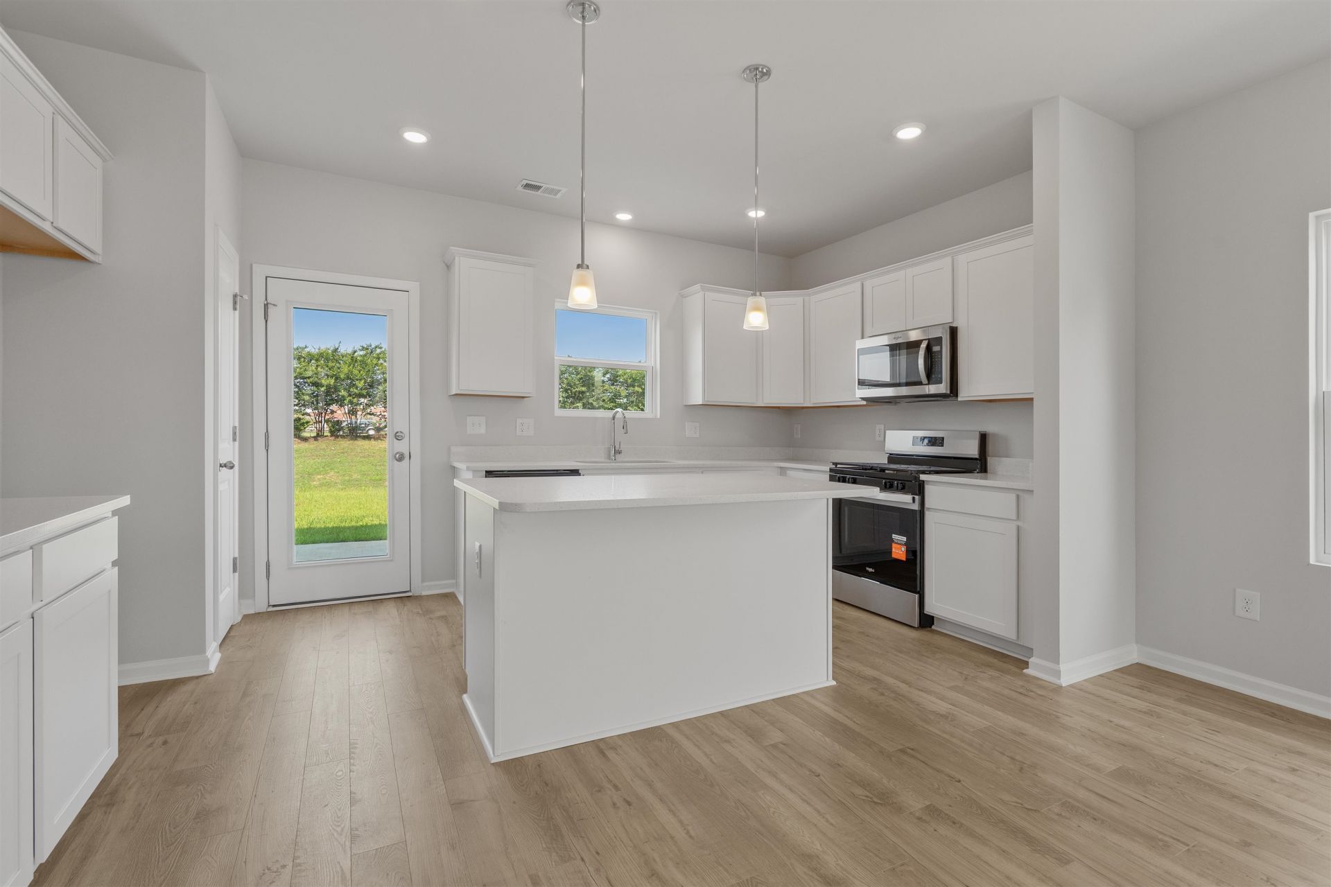 2923 Spain Ln. Photo 16