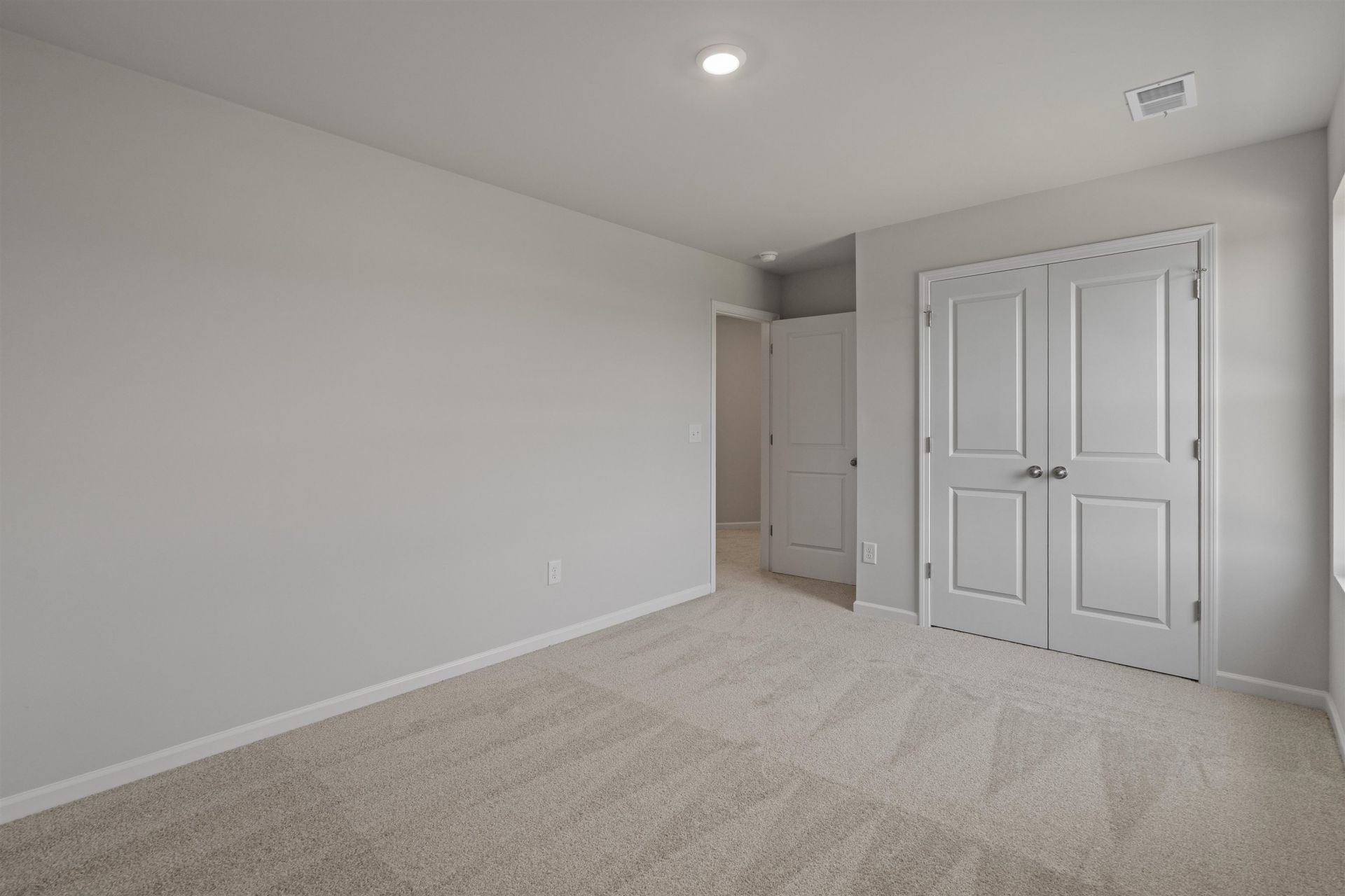2923 Spain Ln. Photo 35