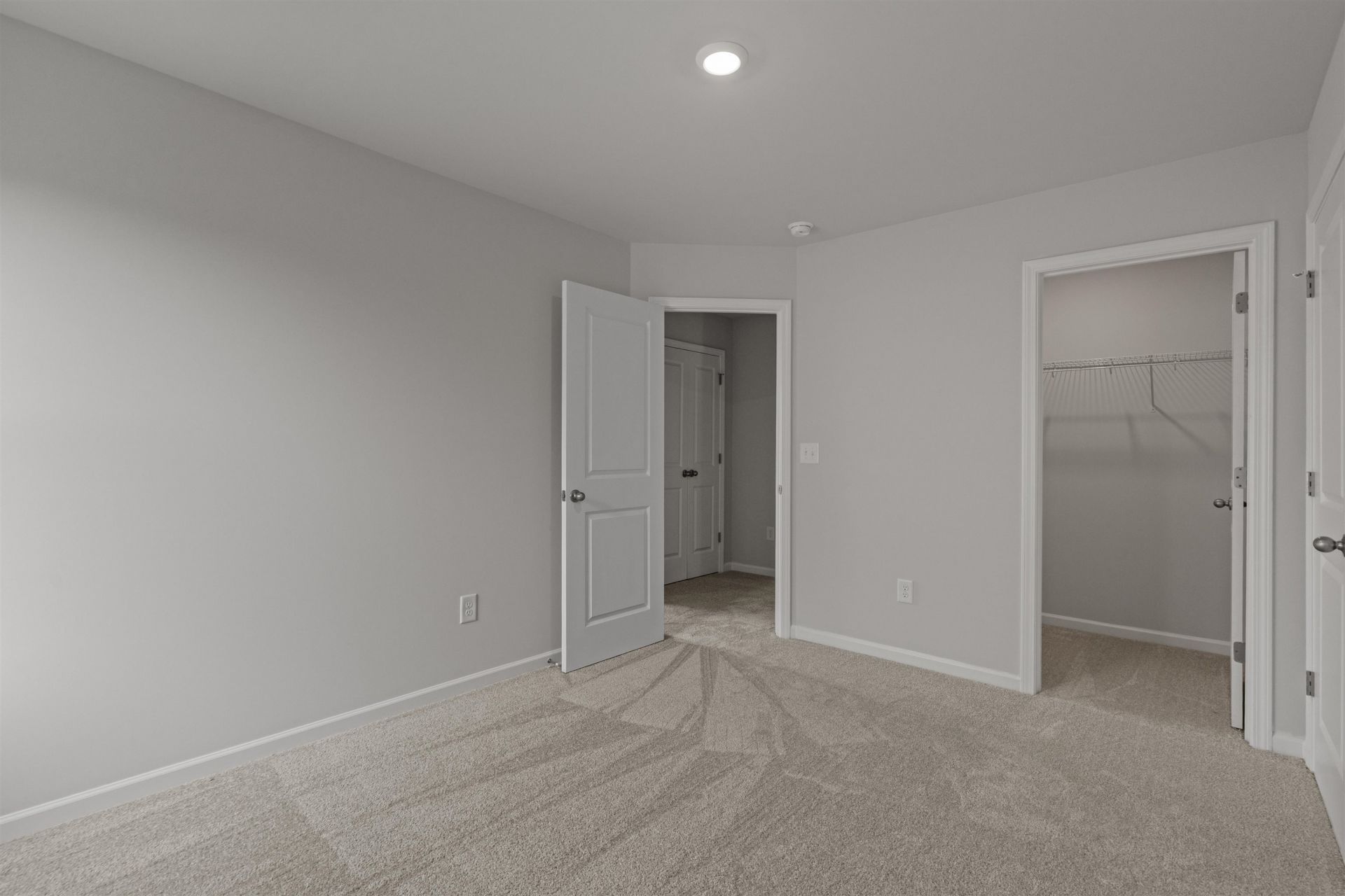 2923 Spain Ln. Photo 36