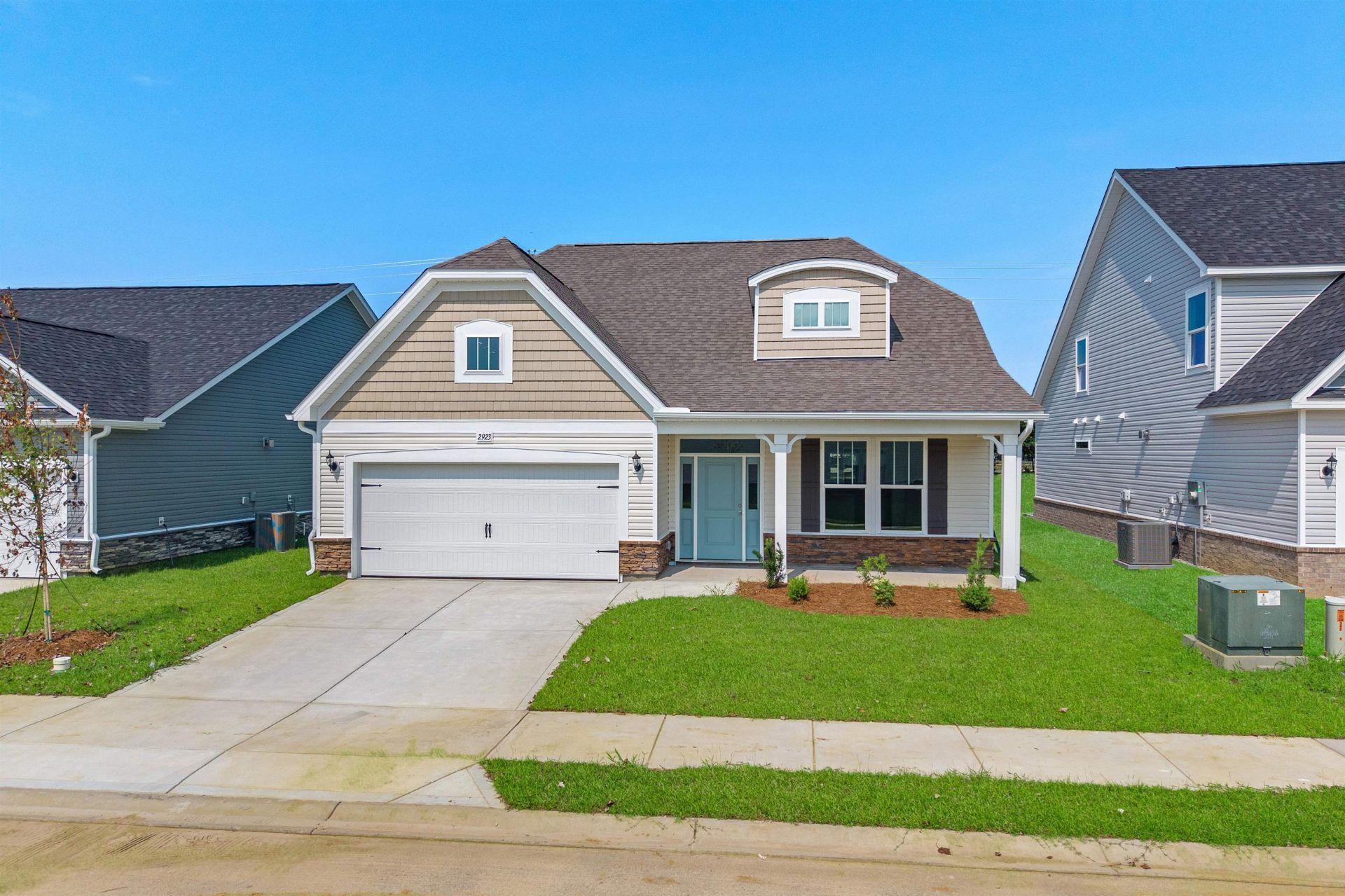 2923 Spain Ln. Photo 45
