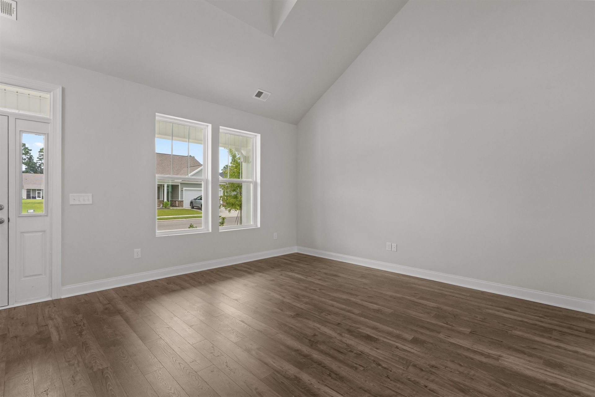 2923 Spain Ln.  Photo 7