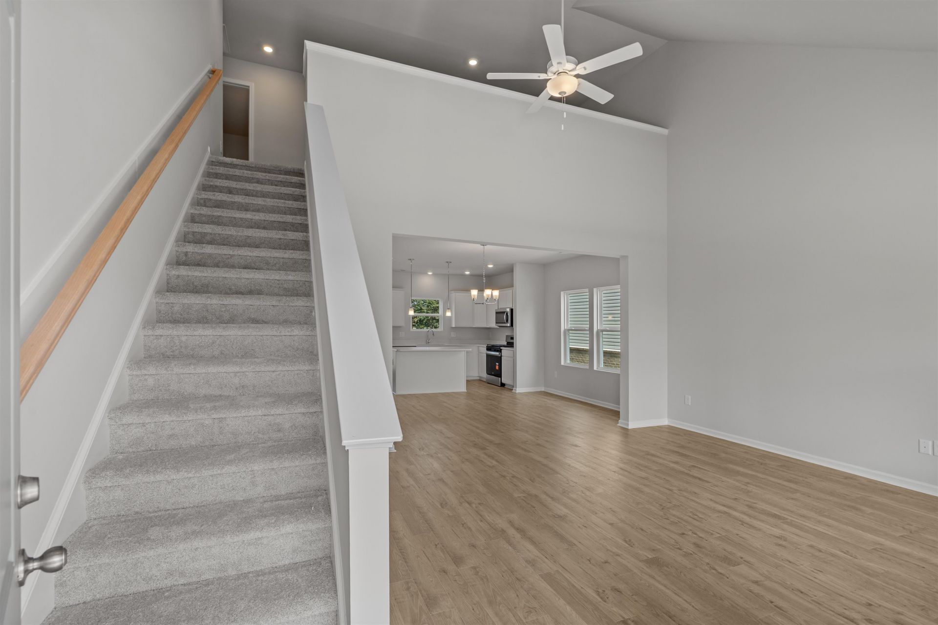 2923 Spain Ln. Photo 7