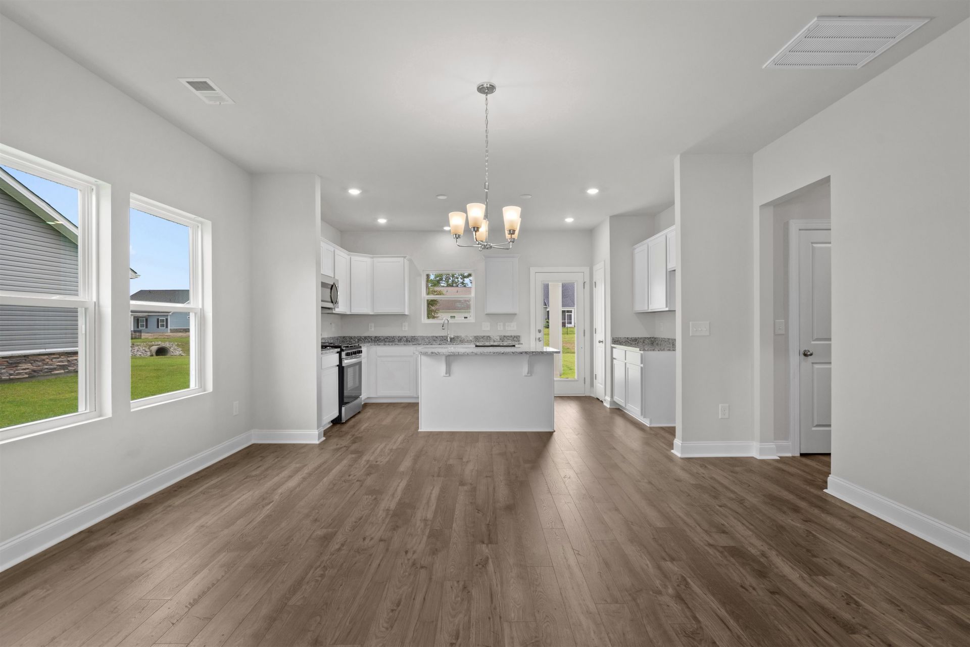 2923 Spain Ln.  Photo 9