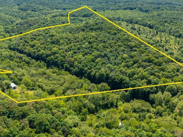 70518 Two Mile Road , New Plymouth, OH 45654