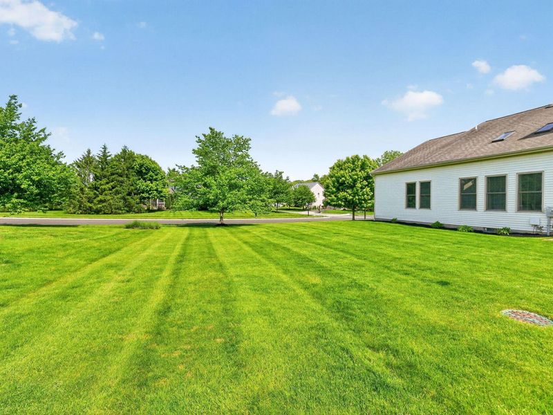 2263 Bold Venture Drive , Lewis Center, OH 43035 Photo 12