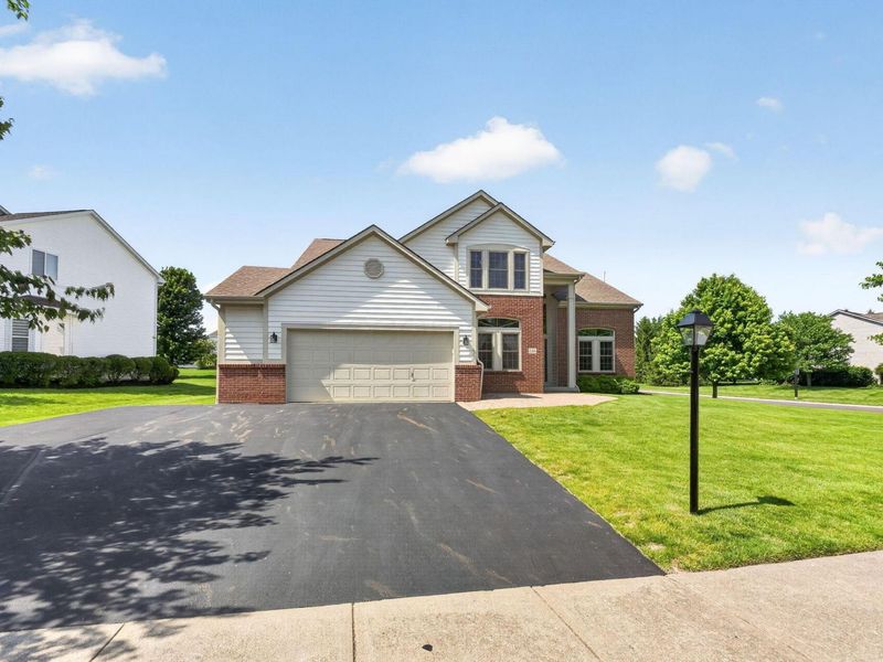 2263 Bold Venture Drive , Lewis Center, OH 43035 Photo 6