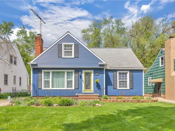 7534 Farnum Avenue , Middleburg Heights, OH 44130
