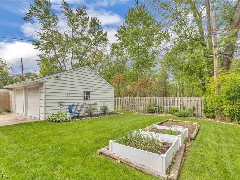 7534 Farnum Avenue, Middleburg Heights, OH 44130 Photo 26