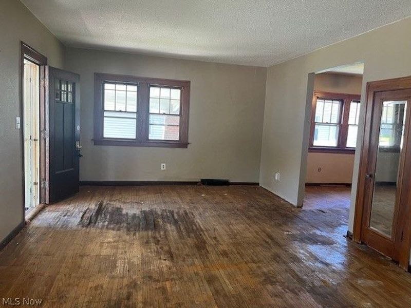 1148 Columbus Drive, Holland, OH 43528 Photo 4