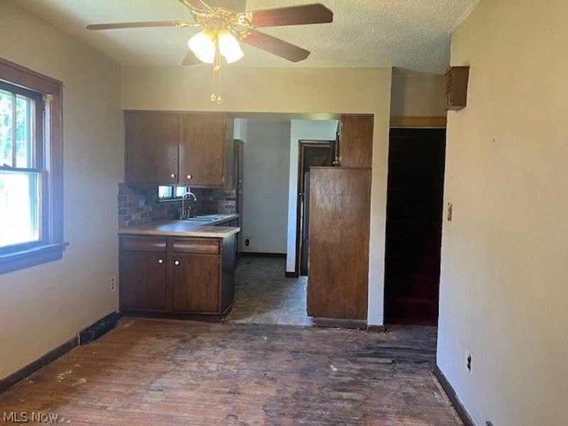 1148 Columbus Drive, Holland, OH 43528 Photo 5