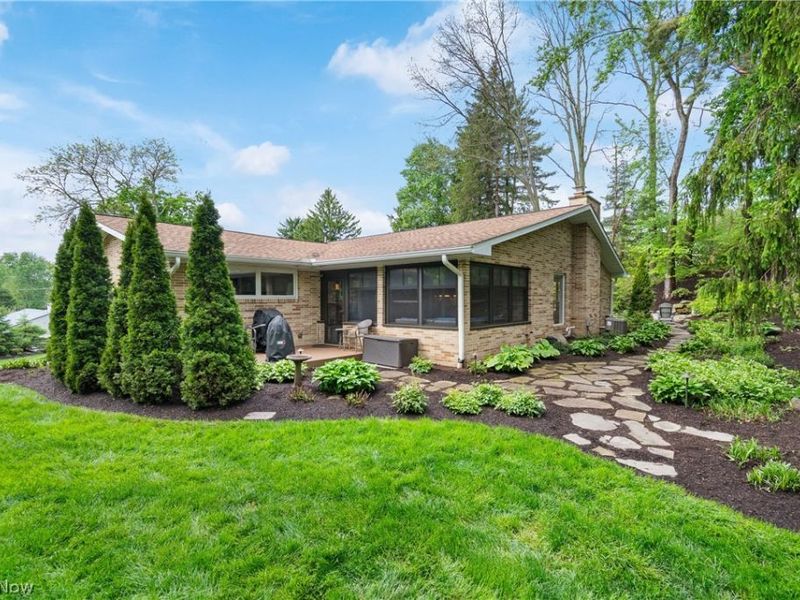 10661 Kent Avenue NE, Hartville, OH 44632 Photo 43