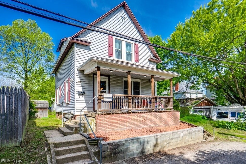 Arinco-houseです Alliance OH Residential Properties - KIKO Real Estate