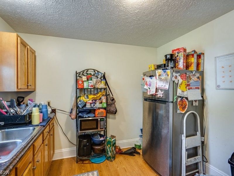 226 1/2 South Street, Alliance, OH 44601 Photo 10