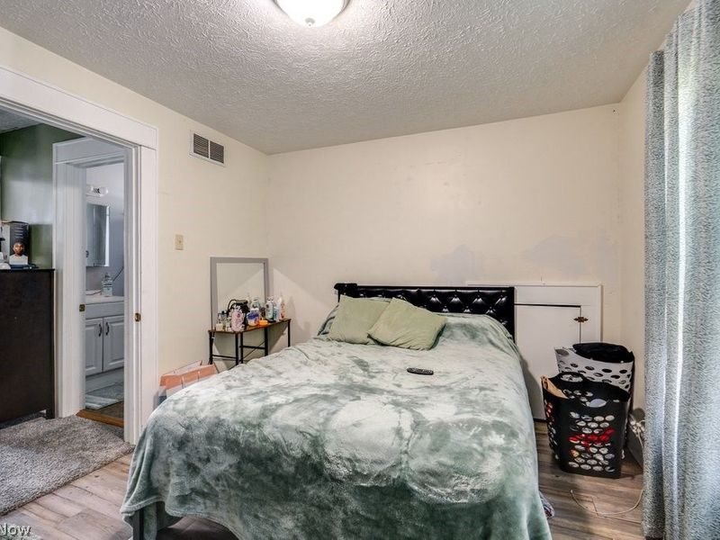 226 1/2 South Street, Alliance, OH 44601 Photo 13