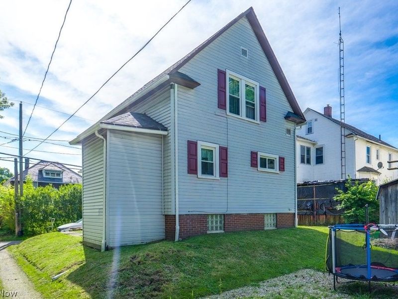 226 1/2 South Street, Alliance, OH 44601 Photo 3