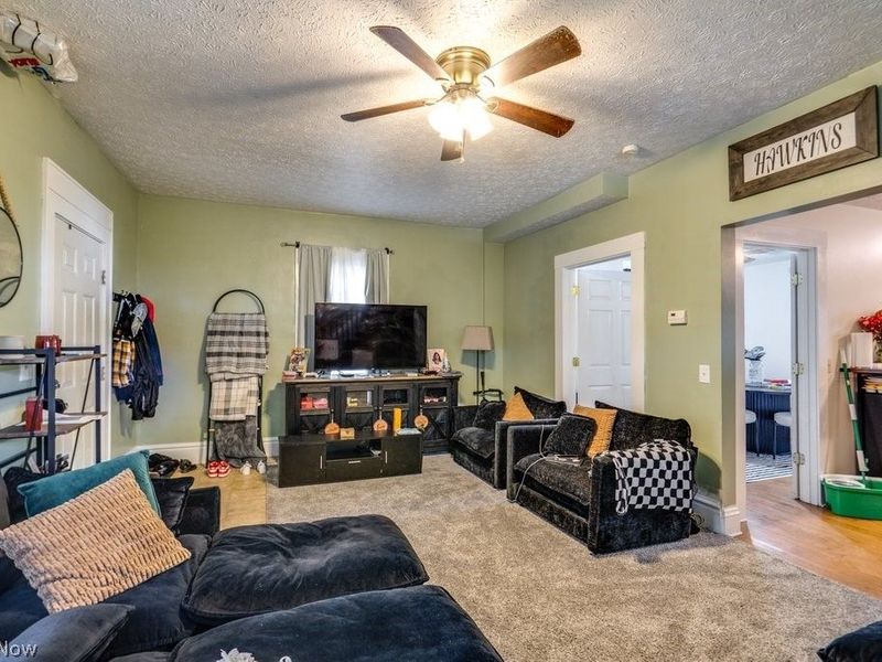 226 1/2 South Street, Alliance, OH 44601 Photo 5