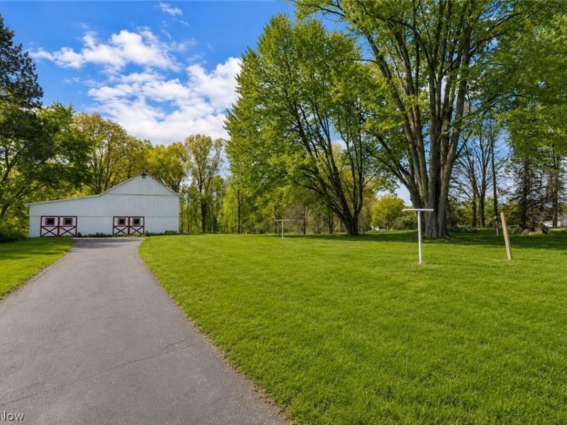 4556 Warren Sharon Road, Vienna, OH 44473 Photo 17