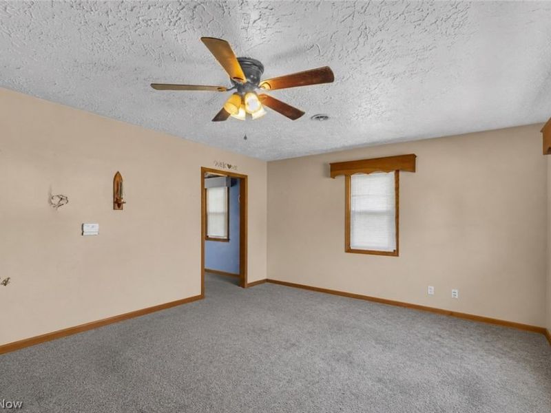 4556 Warren Sharon Road, Vienna, OH 44473 Photo 2
