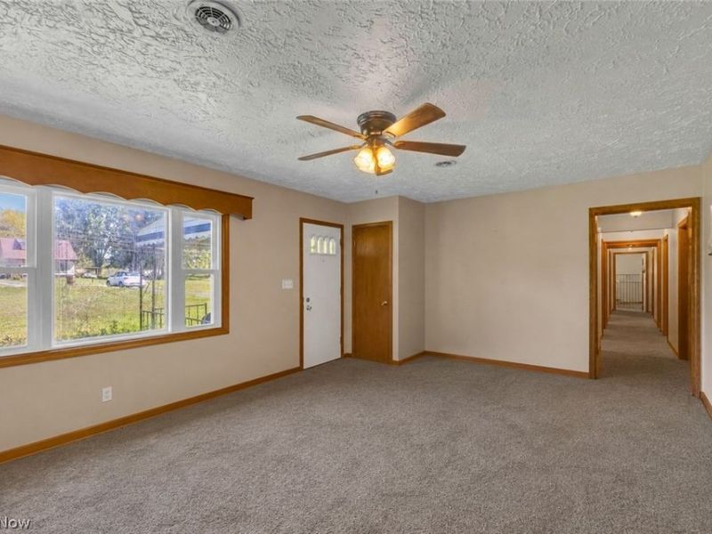 4556 Warren Sharon Road, Vienna, OH 44473 Photo 3