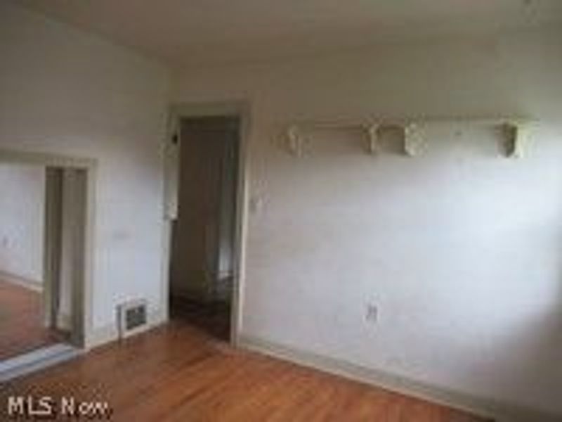 17408 Woodbury Avenue, Cleveland, OH 44135 Photo 14