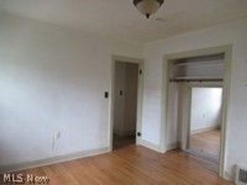 17408 Woodbury Avenue, Cleveland, OH 44135 Photo 16