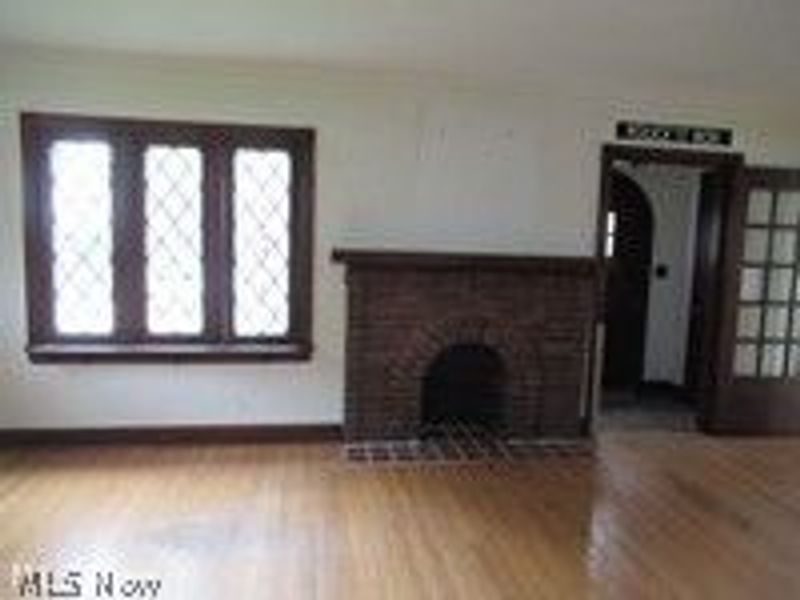 17408 Woodbury Avenue, Cleveland, OH 44135 Photo 3